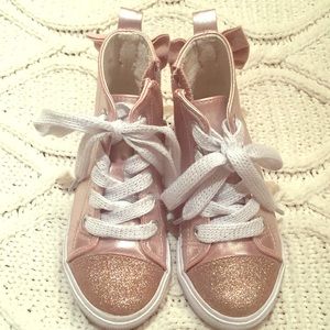 Gently used Girl High top sneakers